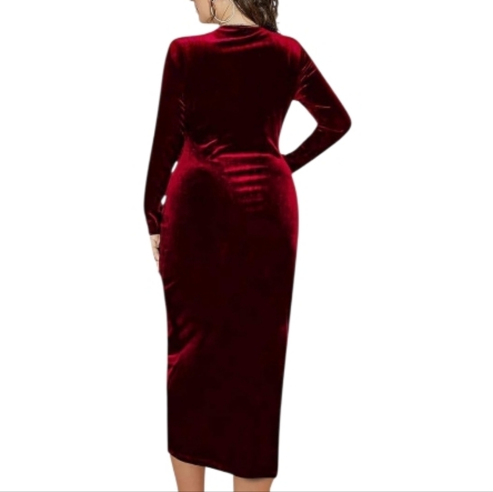 Elegant Burgundy Velvet Dress - Picture 4 of 8